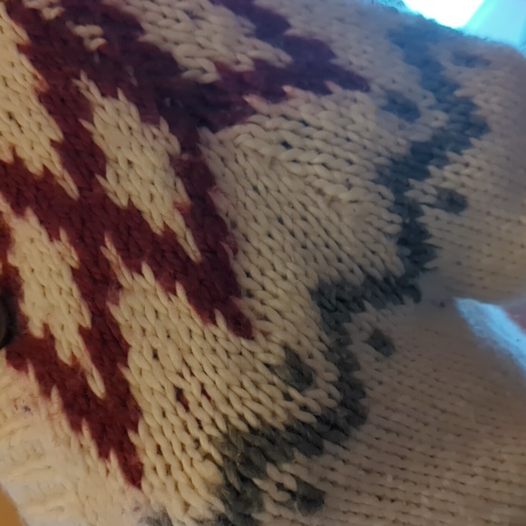 Kenji Handknit Sweater - Picture 3 of 8